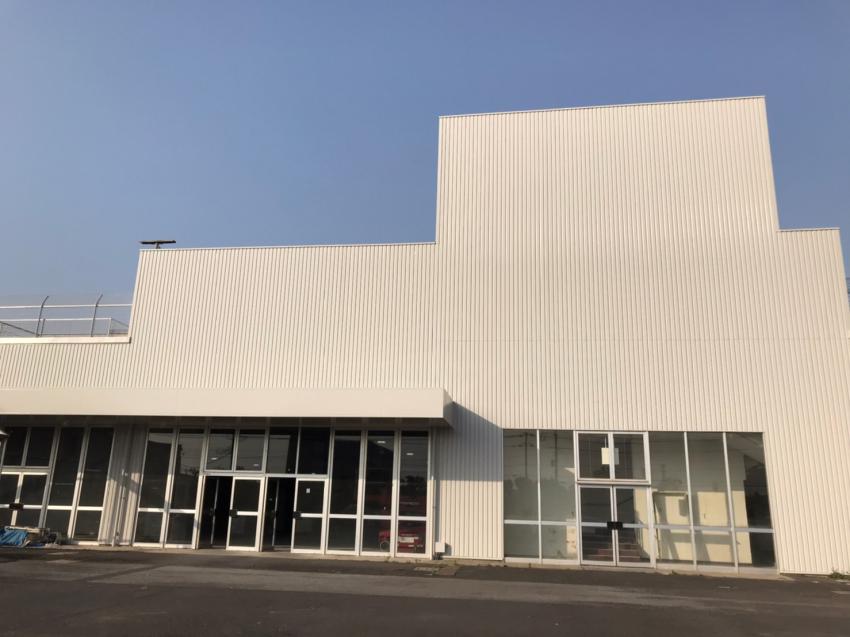 千葉市美浜区新港　旧ケーヨーD2　外壁塗装・折半屋根塗装工事